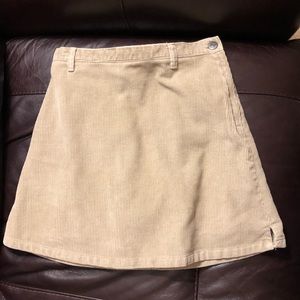 Lands’ End cord Skort. Girls Size 10